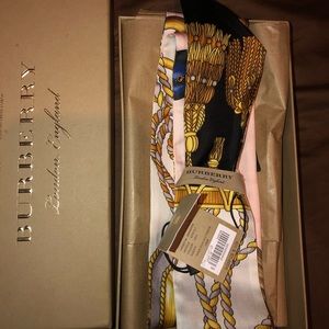 Burberry scarf